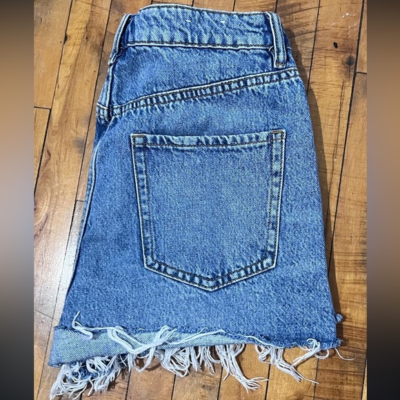 claudia mom shorts - Picture 2 of 2